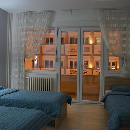 Lazarus Apartment Skopje Esterno foto