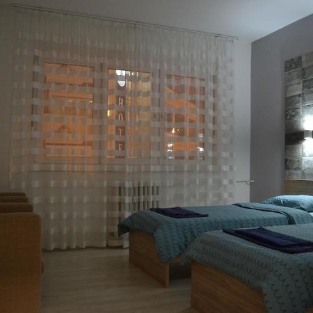 Lazarus Apartment Skopje Esterno foto