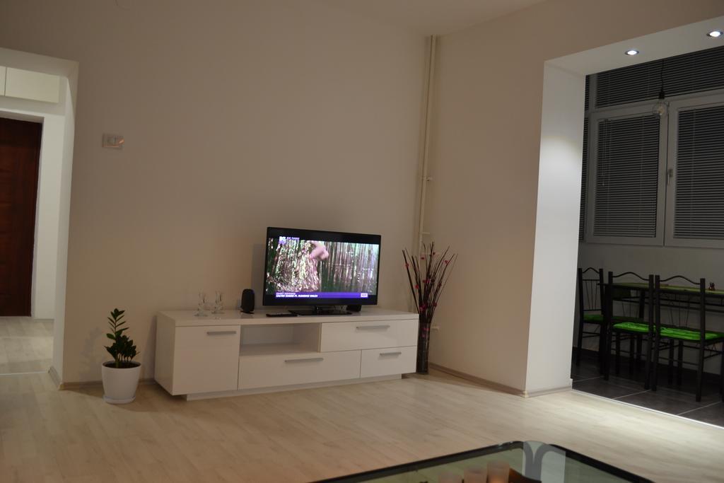 Lazarus Apartment Skopje Esterno foto